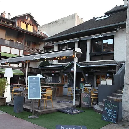 Apartment Homebuddy' - Le Chamonix