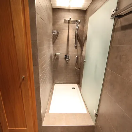 Apartment Homebuddy' - Le Chamonix